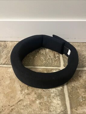 Black Padded Halo Headband figure skate